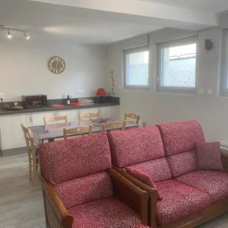Mont-dore, 3 Pièces, 6 Personnes - Fr-1-415-112 * Le Mont-Dore
